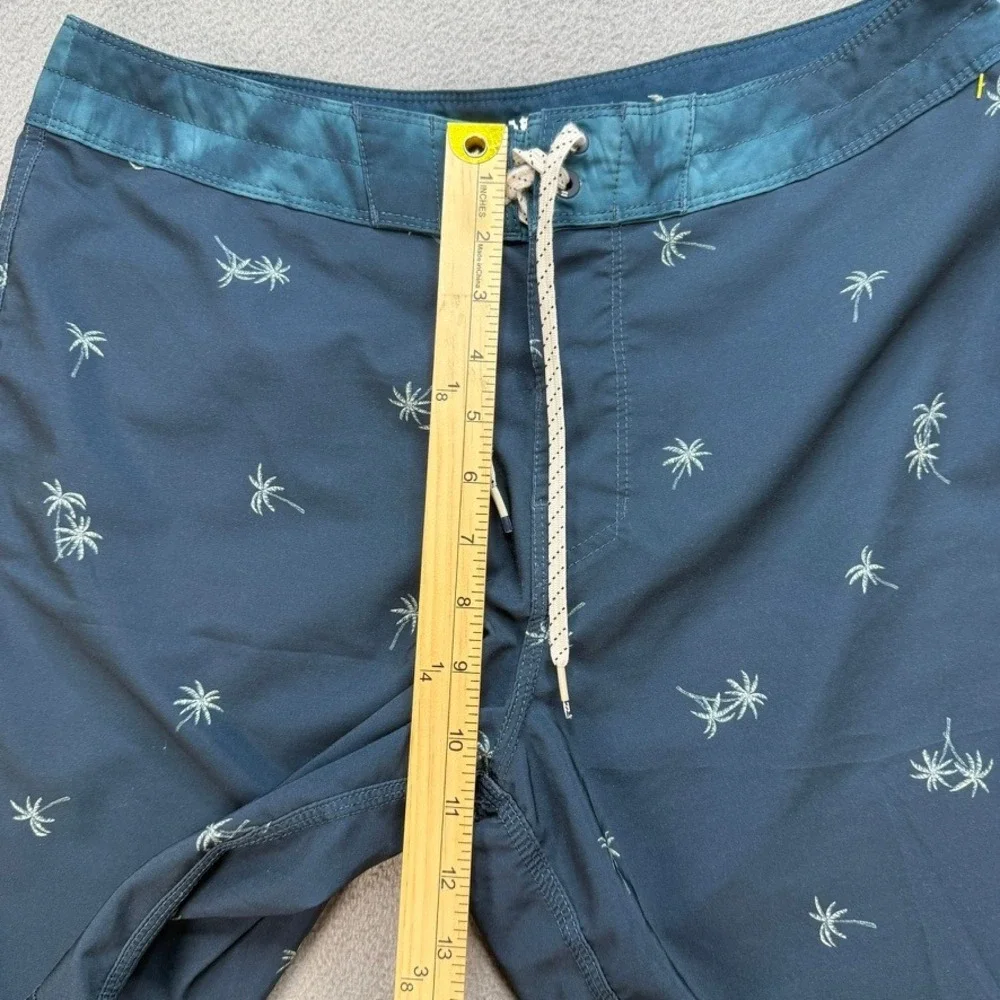 Billabong Sundays Pro Recycler Board Shorts Regular Fit 31 Navy Palm Tree Print
